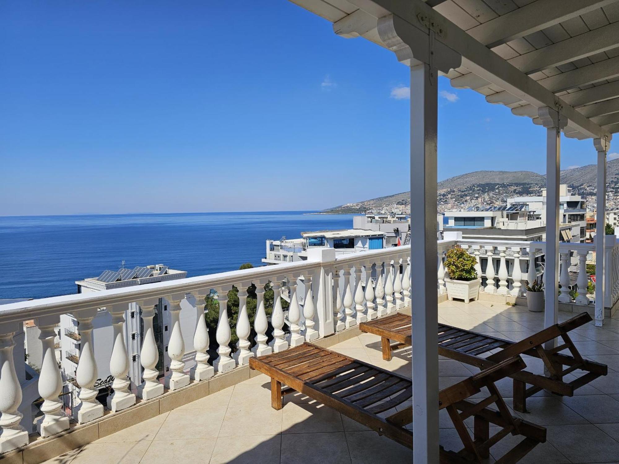Happy Stay Eri Sarandë Exterior foto