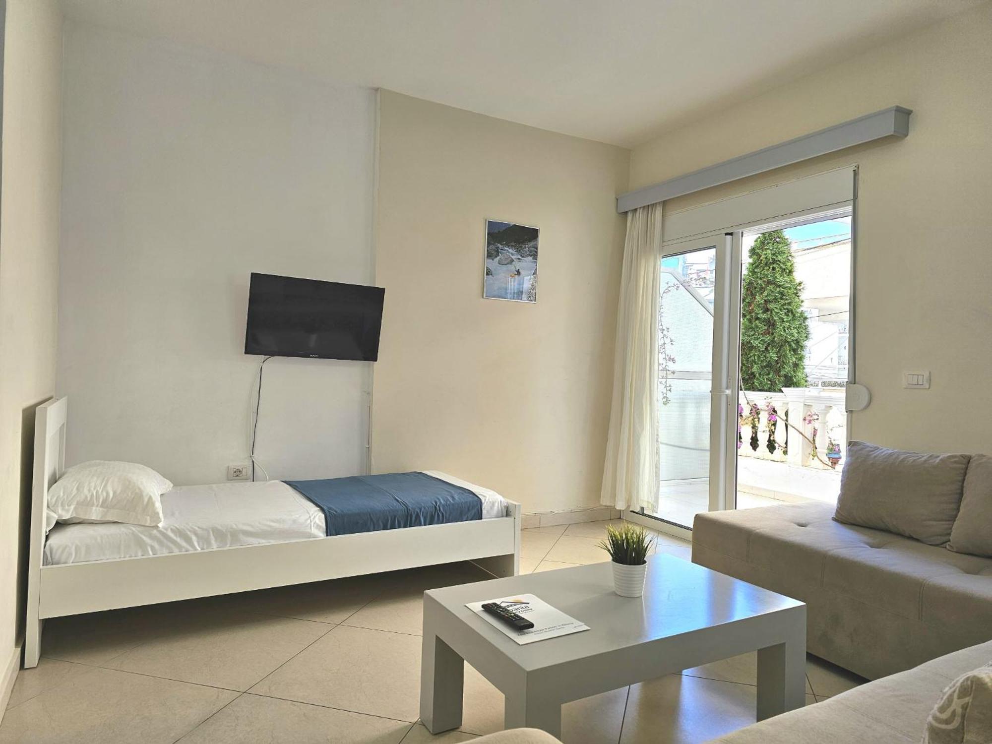 Happy Stay Eri Sarandë Exterior foto