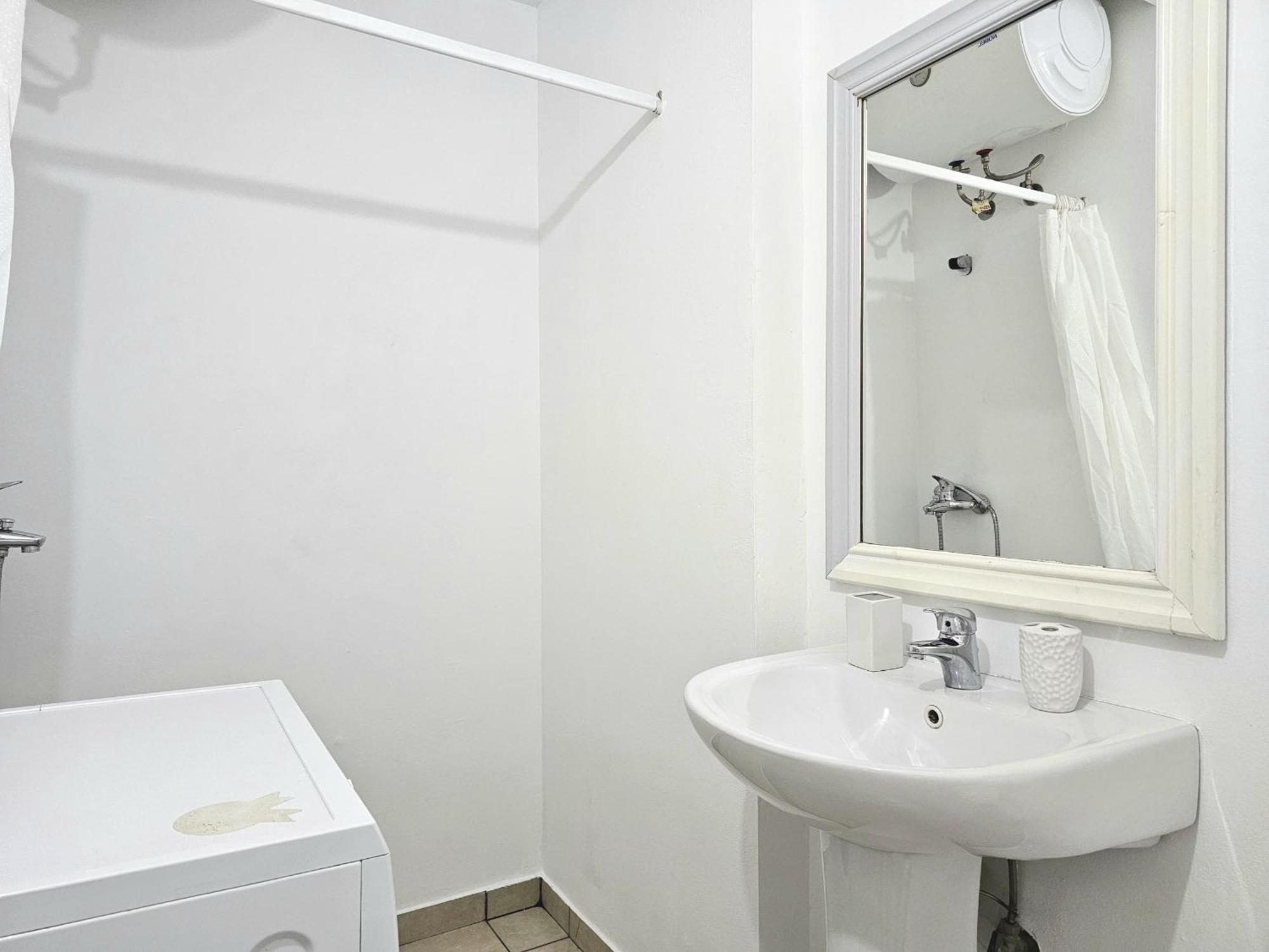 Happy Stay Eri Sarandë Exterior foto